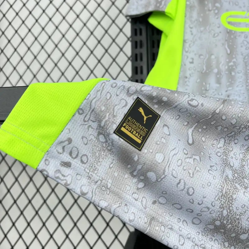 Buy Manchester City Third 2025-26 jersey image 2